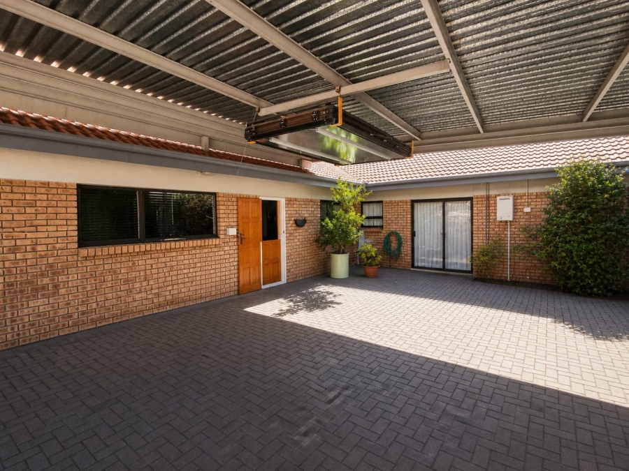 3 Bedroom Property for Sale in Vaalpark Free State